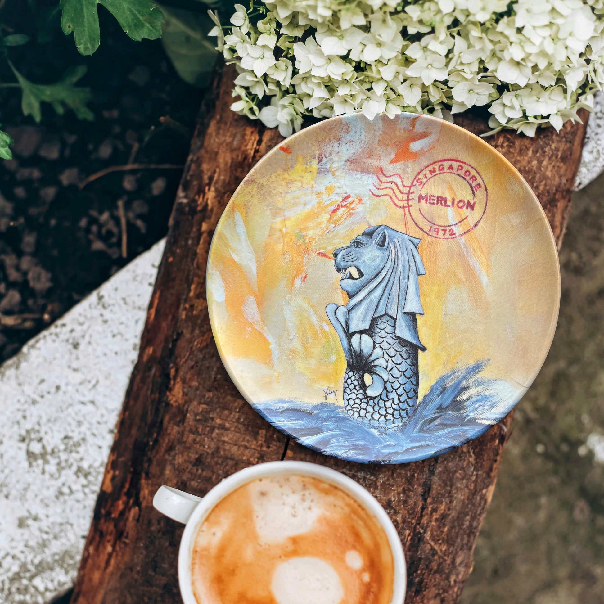 Eco-friendly bamboo plates celebrating Singapore heritage, featuring the Merlion